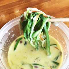 รูปของ アスパラ麺入り豆乳スープ