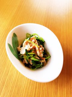豆苗の梅おかか和え-レシピのメイン写真