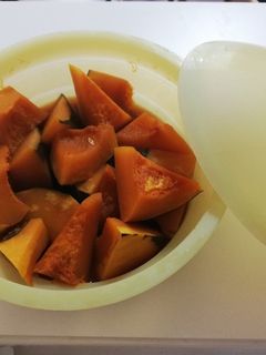 超簡単!材料3つ!レンジでかぼちゃの煮物-レシピのメイン写真