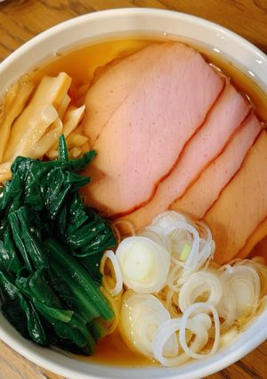 煮干し、昆布、鰹節のスープで作るラーメン-レシピのメイン写真