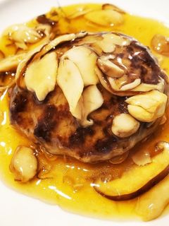 しっかり味の肉汁ジューシーハンバーグ-レシピのメイン写真