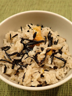 ヒジキご飯-レシピのメイン写真