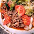 牛肉とトマトとレタスのオイスター炒め