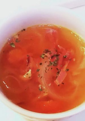 トマト嫌いでも食べる！簡単玉ねぎスープ-レシピのメイン写真