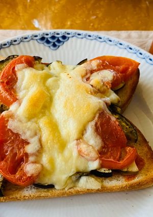 ナスとトマトのチーズトースト-レシピのメイン写真