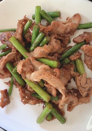 豚肉とニンニクの芽の炒め物-レシピのメイン写真