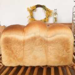 รูปของ あこのシンプルな食パン