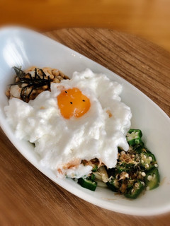 冷食で超簡単!ネバたまうどん-レシピのメイン写真