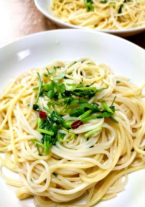 クレソンたっぷりで大人のペペロンチーノ-レシピのメイン写真