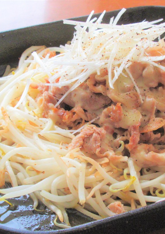 豚こま切れ肉ともやしのチーズ焼き-レシピのメイン写真