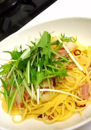 ベーコンと玉ねぎのペペロンチーノ-レシピのメイン写真