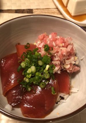 漬け鮪とネギトロの二色丼-レシピのメイン写真
