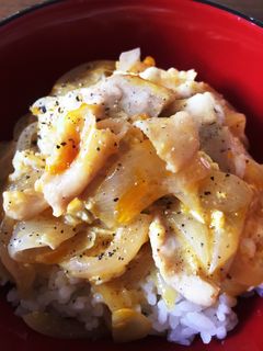 玉ねぎが美味い。究極の親子丼-レシピのメイン写真