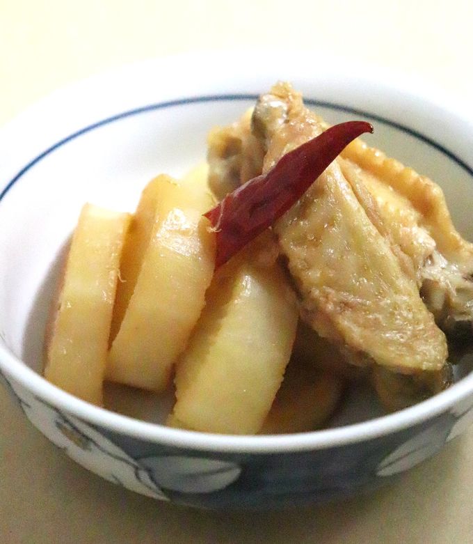 鶏手羽中スティックとレンジ大根の煮物-レシピのメイン写真