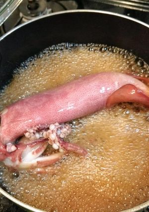 お手軽!　スルメイカゴロいり丸ごと煮付け-レシピのメイン写真