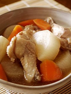 お酢でさっぱり!大根と手羽元の煮物♪-レシピのメイン写真