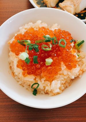 簡単美味！いくらと鮭のバター醤油ごはん-レシピのメイン写真