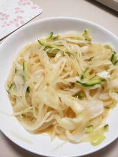 超絶簡単!新玉ねぎの中華風酢の物☆-レシピのメイン写真