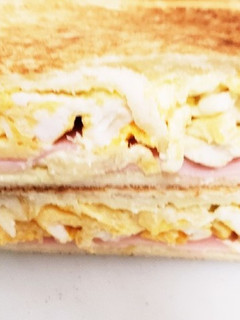 フライパンで簡単♪パン1枚でホットサンド-レシピのメイン写真