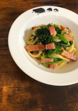 ほうれん草とベーコンの焼うどん-レシピのメイン写真