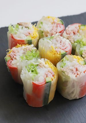 お花見に☆こんにゃく麺の鮮やか生春巻き-レシピのメイン写真