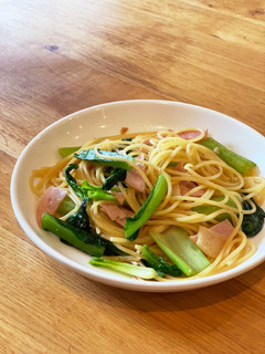 簡単ランチ!小松菜とハムの和風パスタ-レシピのメイン写真