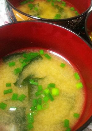 超簡単！ラクラク液みそでお味噌汁-レシピのメイン写真