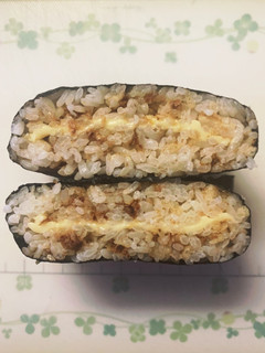 おかかと天かすのチーズinおにぎらず-レシピのメイン写真