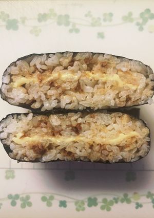 おかかと天かすのチーズinおにぎらず-レシピのメイン写真