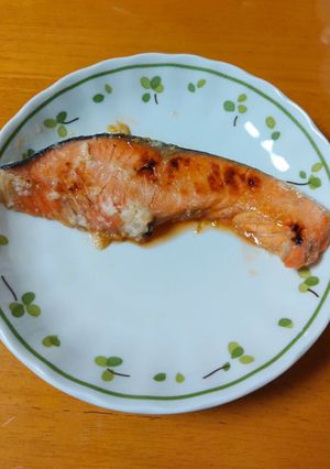 無塩シャケのふわふわしっとり塩麹焼き♪-レシピのメイン写真