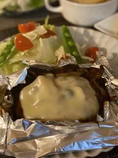 ハンバーグの包み焼き-レシピのメイン写真
