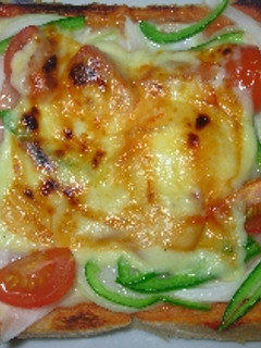 朝食にもどうぞ!簡単にピザ風トースト-レシピのメイン写真