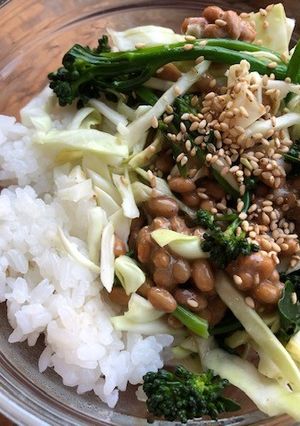 納豆とブロッコリーのごまだれご飯-レシピのメイン写真