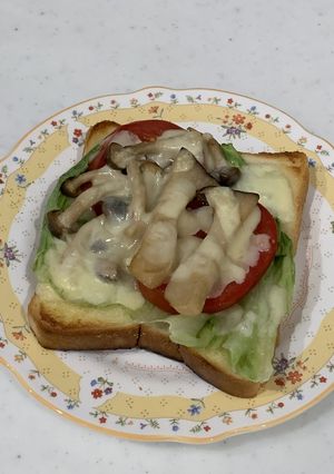 野菜ときのこのオイマヨチートースト-レシピのメイン写真