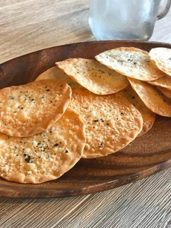 簡単!餃子の皮のパリパリ焼き-レシピのメイン写真