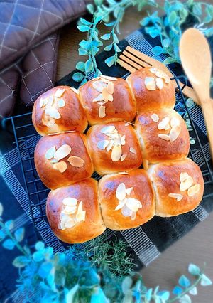 お砂糖なし!!甘酒だけでちぎりパン!!-レシピのメイン写真