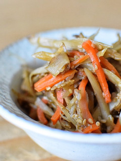 簡単副菜。醤油麹deきんぴらごぼう♪-レシピのメイン写真