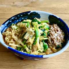 รูปของ 辛ラーメンアレンジ納豆ラーメン