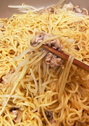 まな板いらず！簡単豚キムチ焼きそば！-レシピのメイン写真