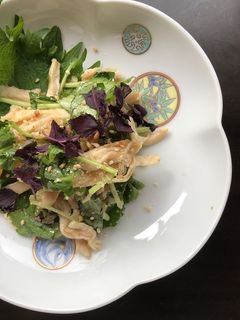 三つ葉とサラダチキンの梅肉わさび和え-レシピのメイン写真