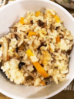 簡単サバ缶で炊き込みごはん-レシピのメイン写真