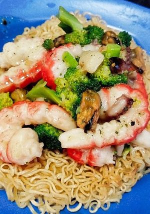 パリパリ揚げ麺の海鮮あんかけ的なやつ-レシピのメイン写真