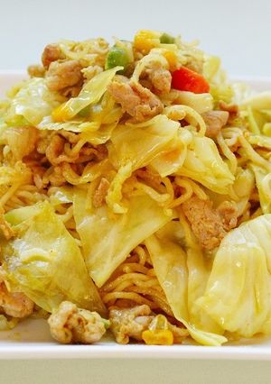 カレー焼きそば塩ラーメン-レシピのメイン写真