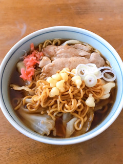 黒石汁焼きそばインスタ麺で作る簡単レシピ-レシピのメイン写真