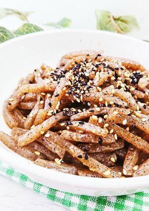 つきこんにゃくの焦がしにんにく炒め-レシピのメイン写真
