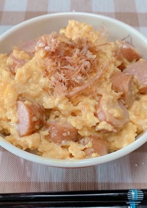 ウインナーと卵のご飯-レシピのメイン写真
