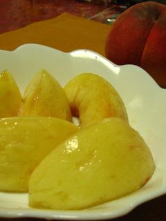 桃をクルリとキレイにむく方法-レシピのメイン写真