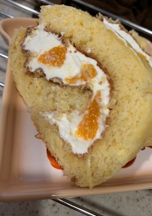 はちみつヨーグルトロールケーキ-レシピのメイン写真