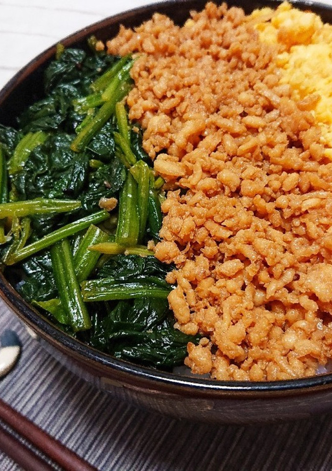 弁当にも！簡単節約★定番三色そぼろ丼-レシピのメイン写真