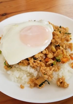 簡単！鶏挽き肉のガパオ風-レシピのメイン写真